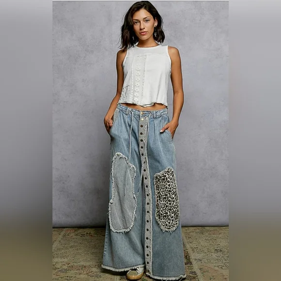 #1132 POL Ghost Flower Patchwork Top - Picture 14 of 14